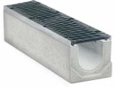 Водоотводные бетонные лотки с уклоном серии MAXI с внутренним сечением 200 мм с чугунной решеткой кл.Е